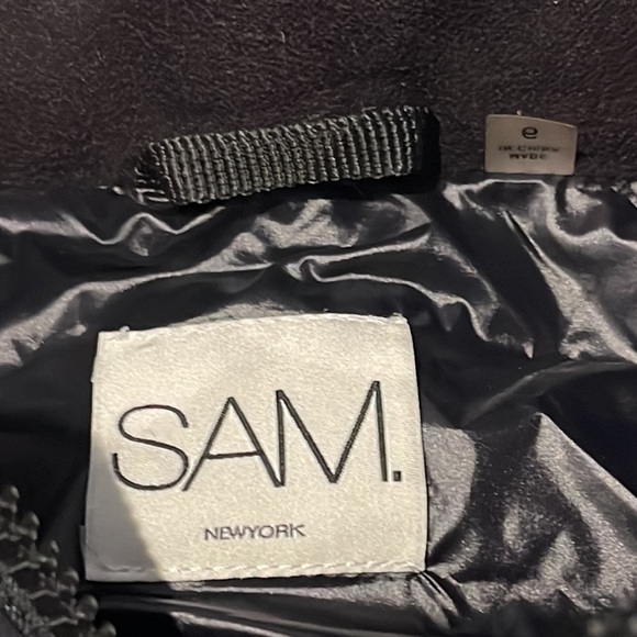 Sam Navy and Black Boys Hooded Down Jacket Size 6 - Picture 7 of 10